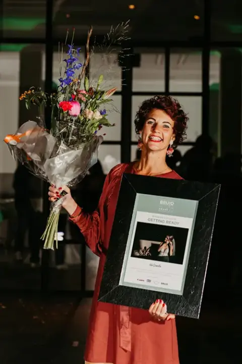 Foto Danielle Denekamp wint BFA Award categorie Getting Ready